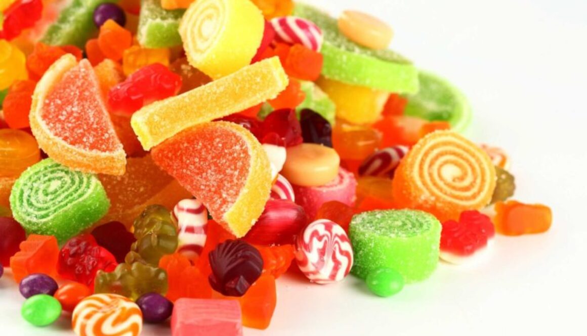 colorful-sweet-candies-825x510